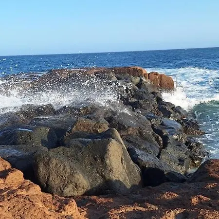 公寓 Eros Oceanview Attic 圣克鲁斯-德特内里费