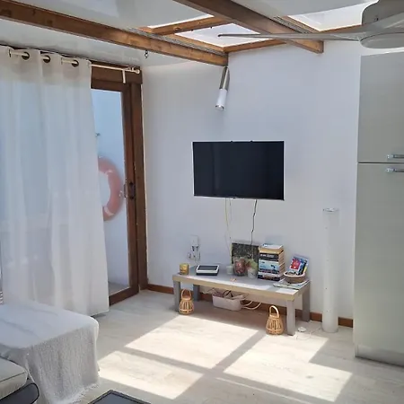 Apartamento Eros Oceanview Attic