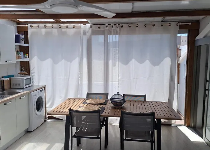 アパート Eros Oceanview Attic サンタクルスデテネリフェ